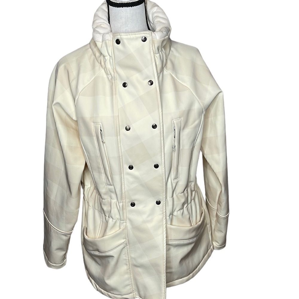 Avalanche Cream/Checkered Weather Shield Protection Layer Jacket. Size Large.